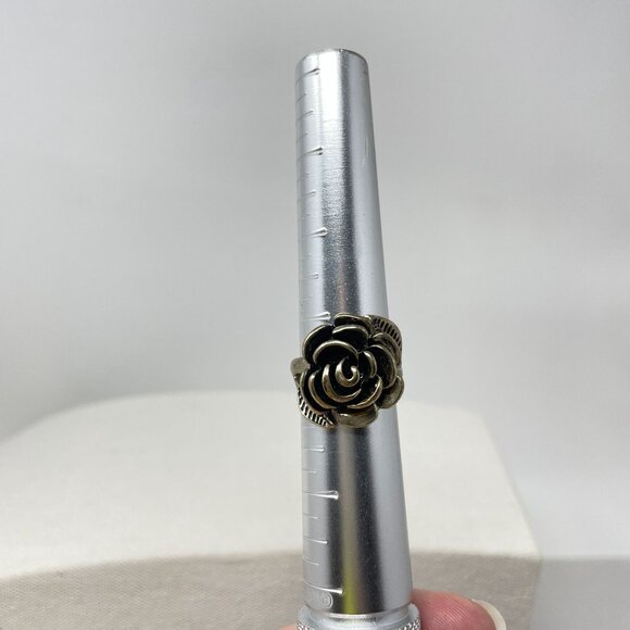 Rose Shaped Silver-Tone Ring Goth Witchy Whimsigoth Floral Flower Gothic - Picture 9 of 11